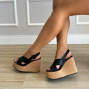 Sandália Plataforma Salto Cortiça Laise Preto