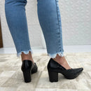 Sapato Feminino Renata Bico Fino Salto Grosso  Preto